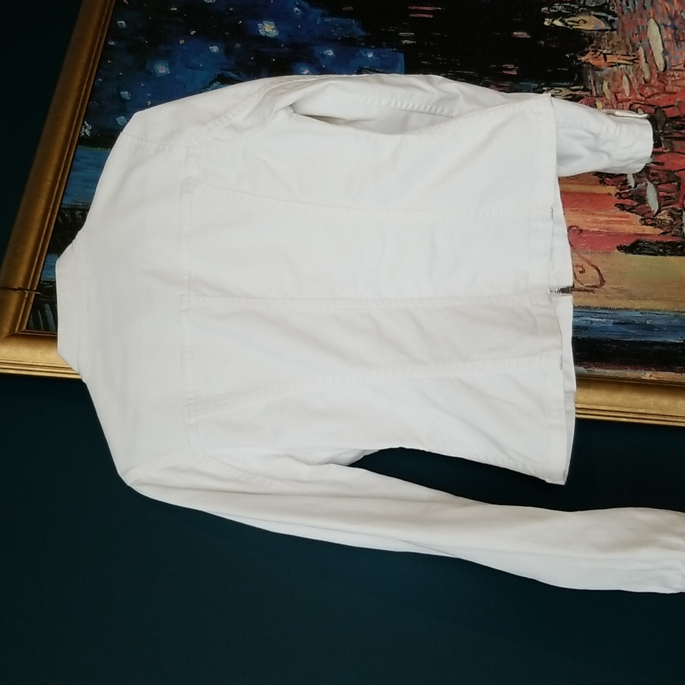 White jean jacket. Size small. Fitted blazer with stretch. Jacob - Picture 6 of 7